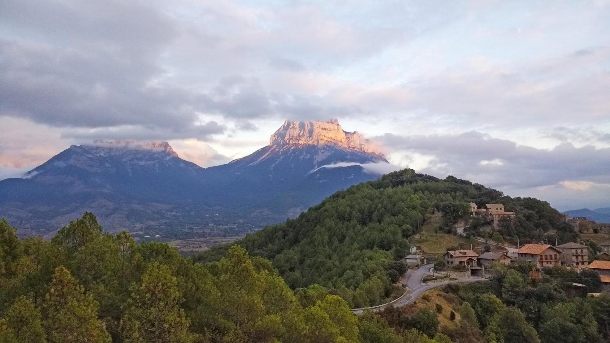 Casa Pirinea Ordesa Guest House Belsierre Luaran gambar